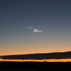 遥か高くにできる雲