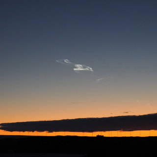 遥か高くにできる雲