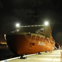 パース到着としらせ乗船